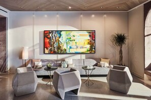 Lobby - Hotel Seville Nomad, in the Unbound Collection by Hyatt (New York)