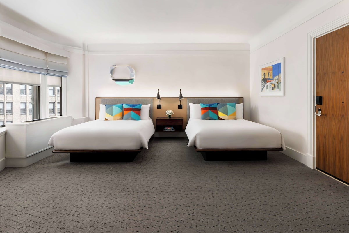 Deluxe Room, 2 Queen Beds