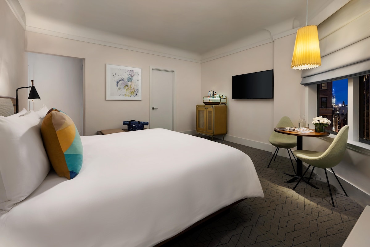 Ropa de cama de alta calidad y minibar 