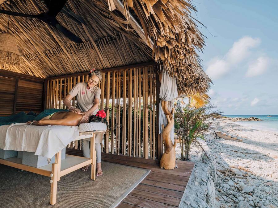 Private beach, white sand, sun-loungers, beach umbrellas