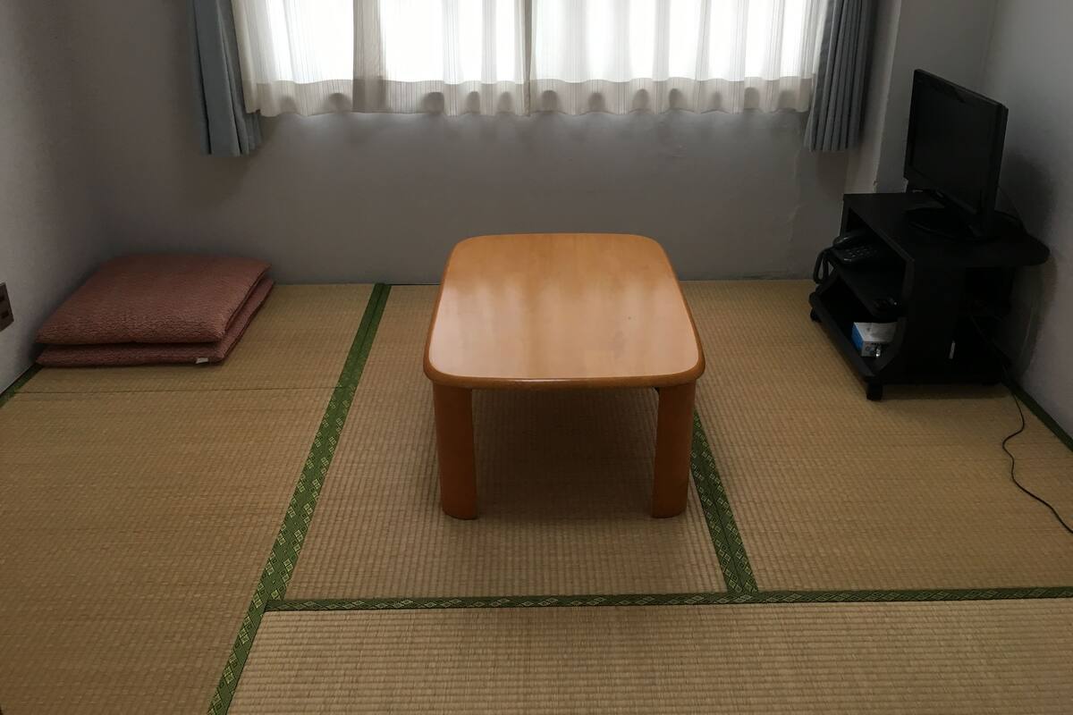 Traditional-Zimmer, eigenes Bad (Japanese Style, Single Use) | Schreibtisch, WLAN, Bettwäsche