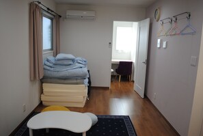 Escriptori i wifi gratuïta 