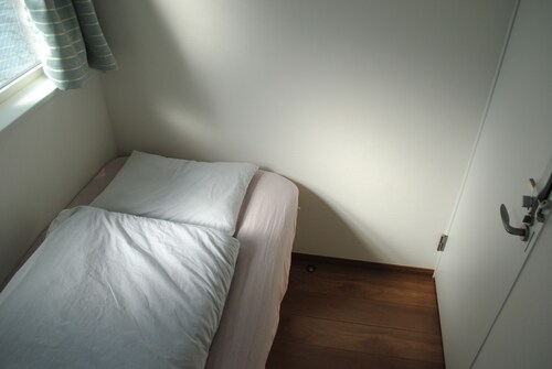 T house - Hostel