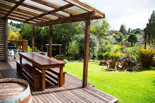 Ferienhaus, 3 Schlafzimmer (Hush House) | Terrasse/Patio