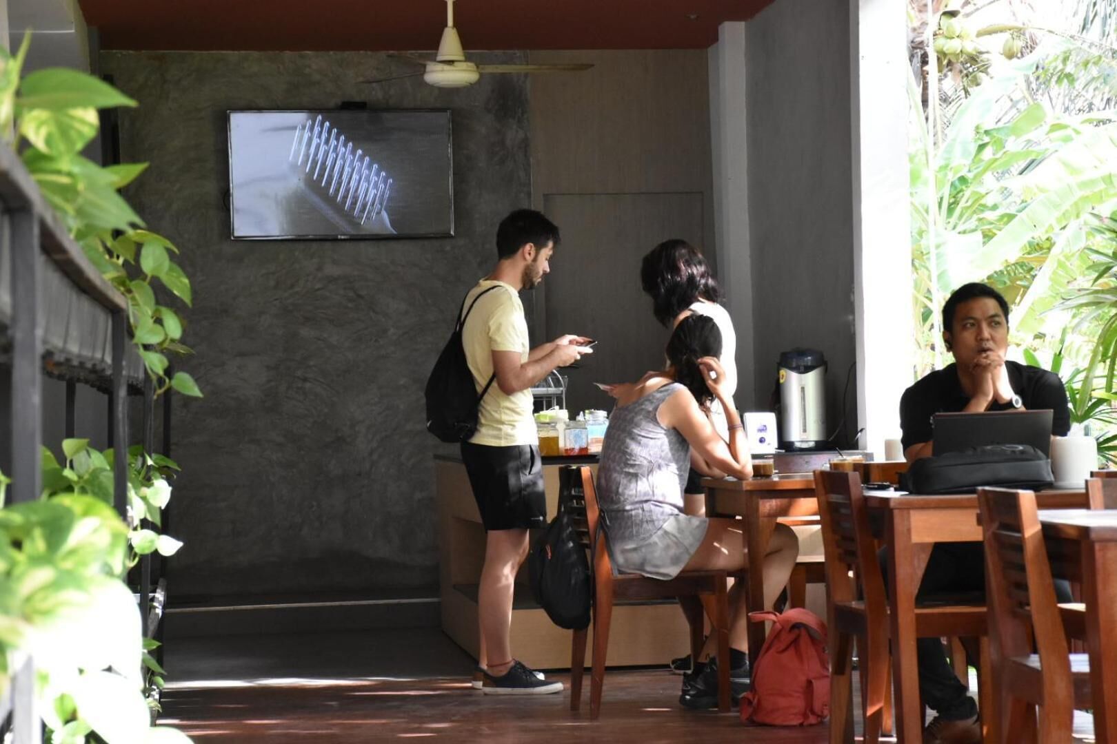 Khu ẩm thực ngoài trời