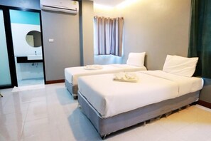 1 habitación, decoración personalizada, escritorio y insonorización 