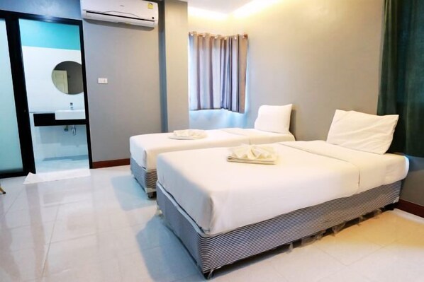 1 bedroom, individually decorated, desk, soundproofing - Horizon Hotel (Surat Thani)