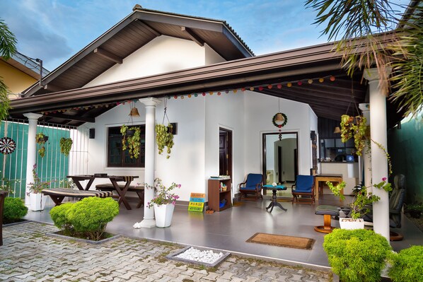 Fachada da propriedade