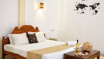 Habitación doble Deluxe | Escritorio, tabla de planchar con plancha y wifi gratis