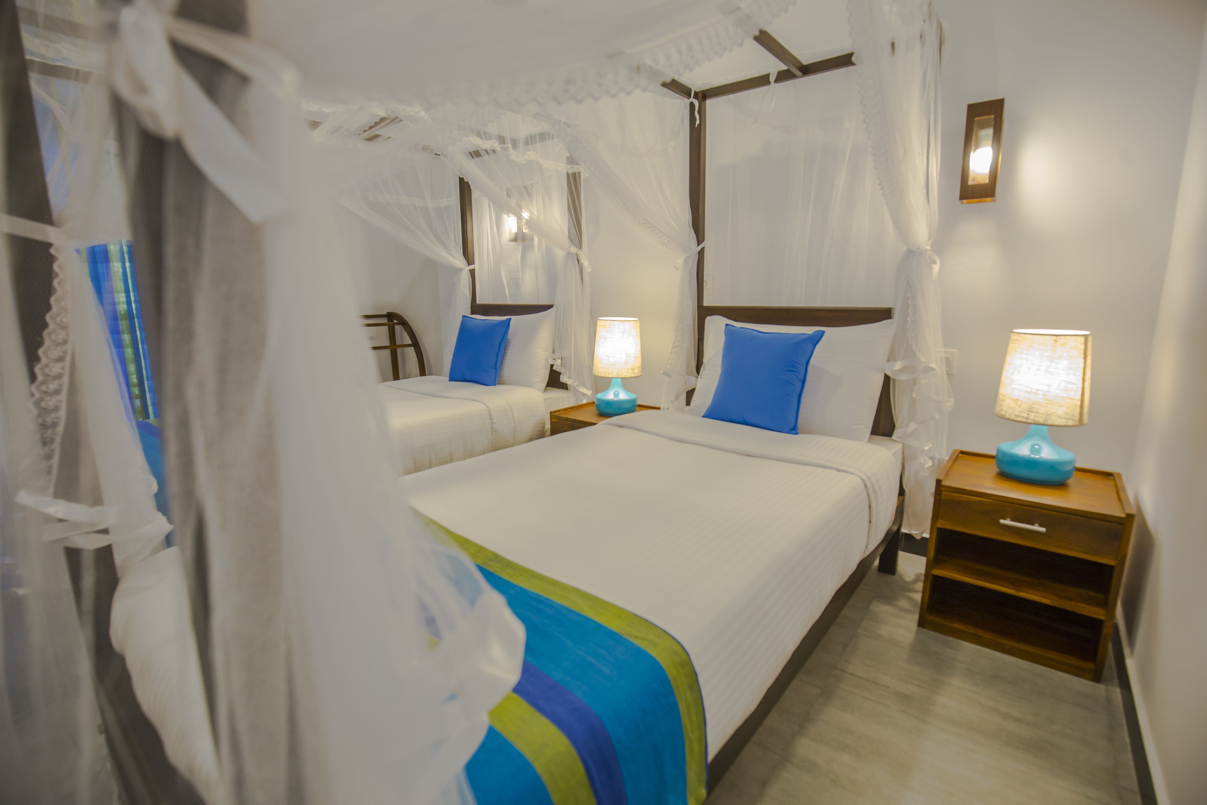 deluxe double room | premium bedding, minibar, in-room safe, desk