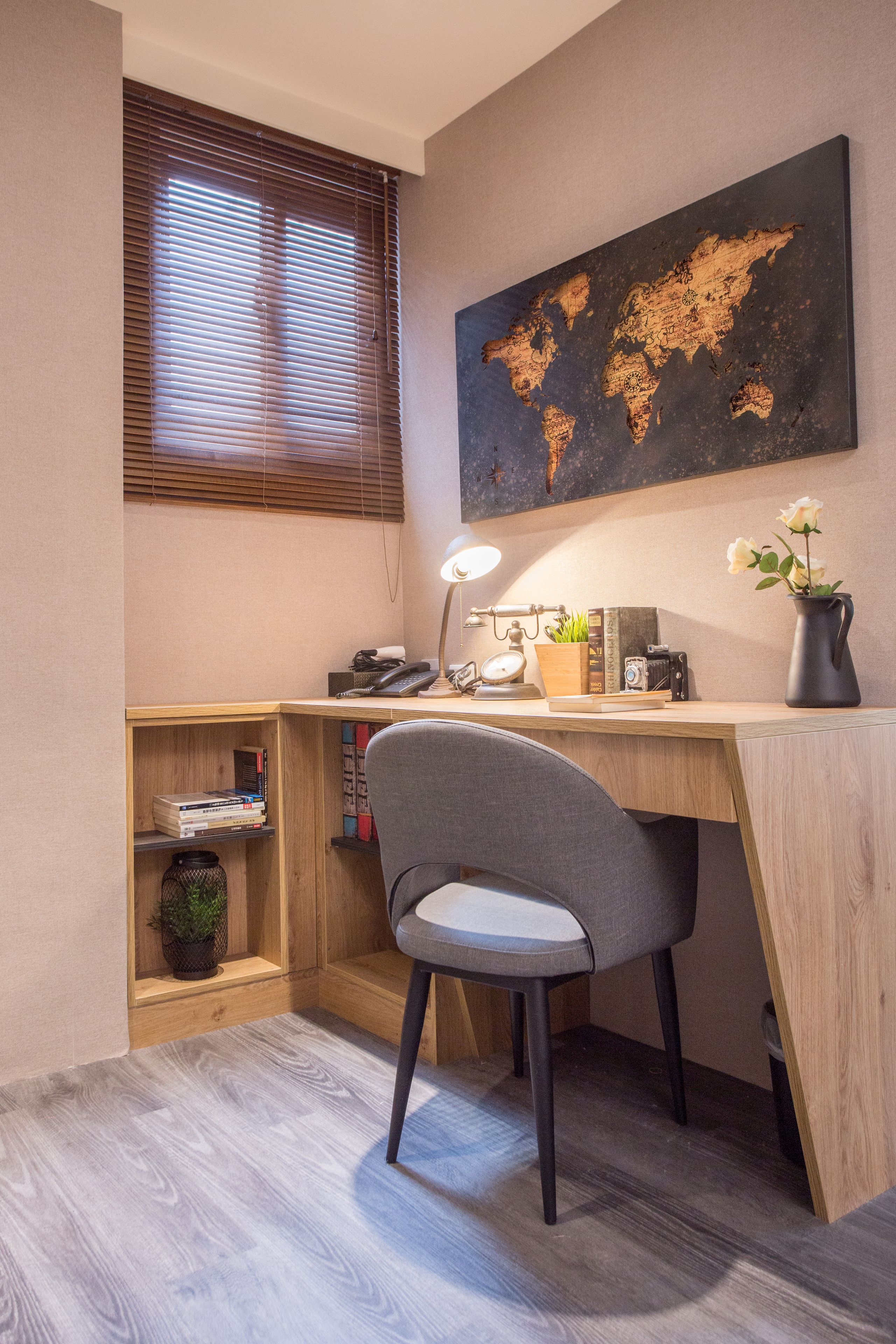 in-room business centre