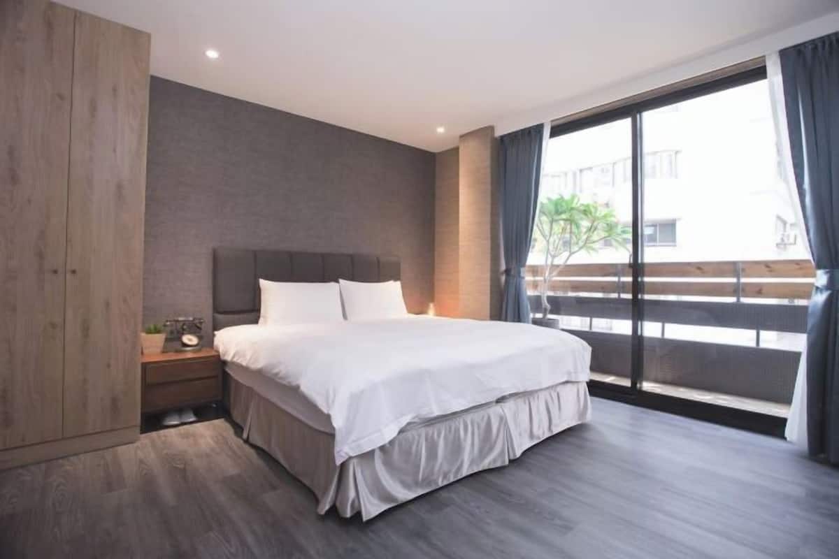 In-room safe, desk, free cots/infant beds, free WiFi