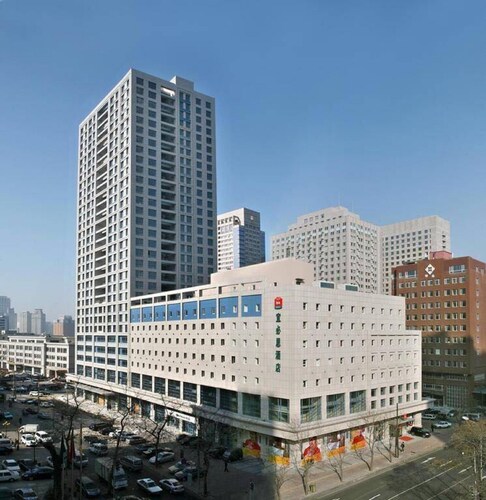 Ibis Dalian Zhongshan Square Hotel