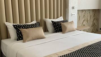 Junior Room | Blackout curtains, iron/ironing board, free WiFi, bed sheets