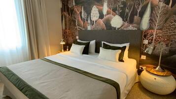 Double Room | Blackout curtains, iron/ironing board, free WiFi, bed sheets