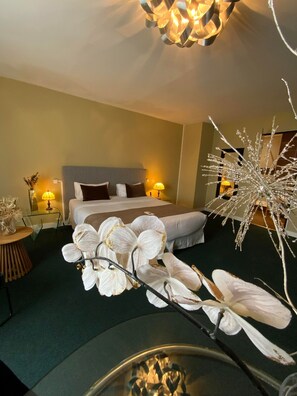 1 bedroom, blackout curtains, iron/ironing board, free WiFi