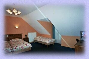 Desk, rollaway beds, free WiFi