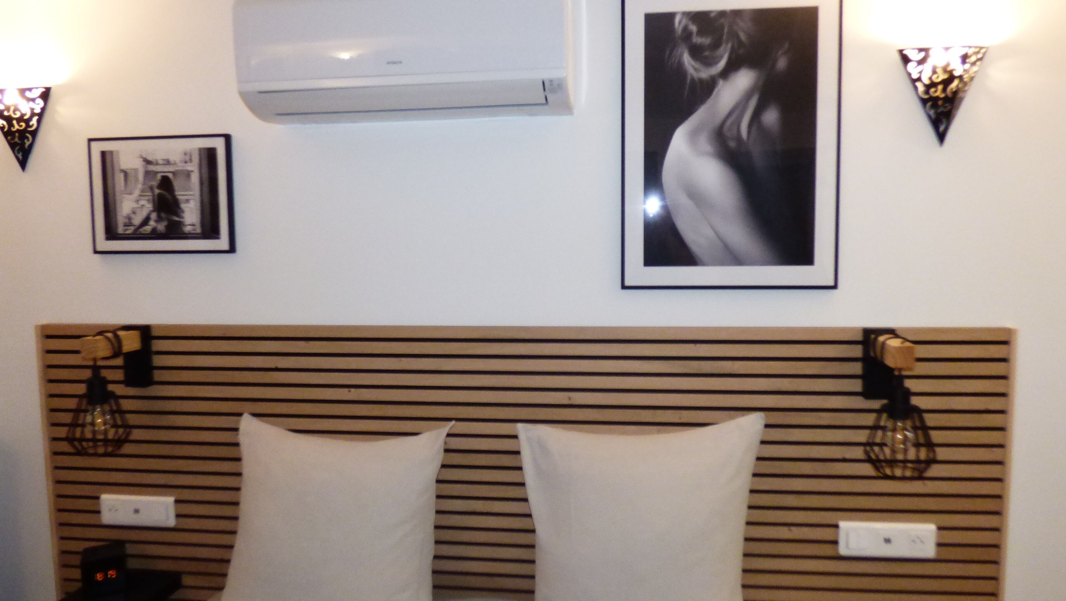 Comfort Double Room (Emmanuelle) | 1 bedroom, minibar, in-room safe, individually decorated