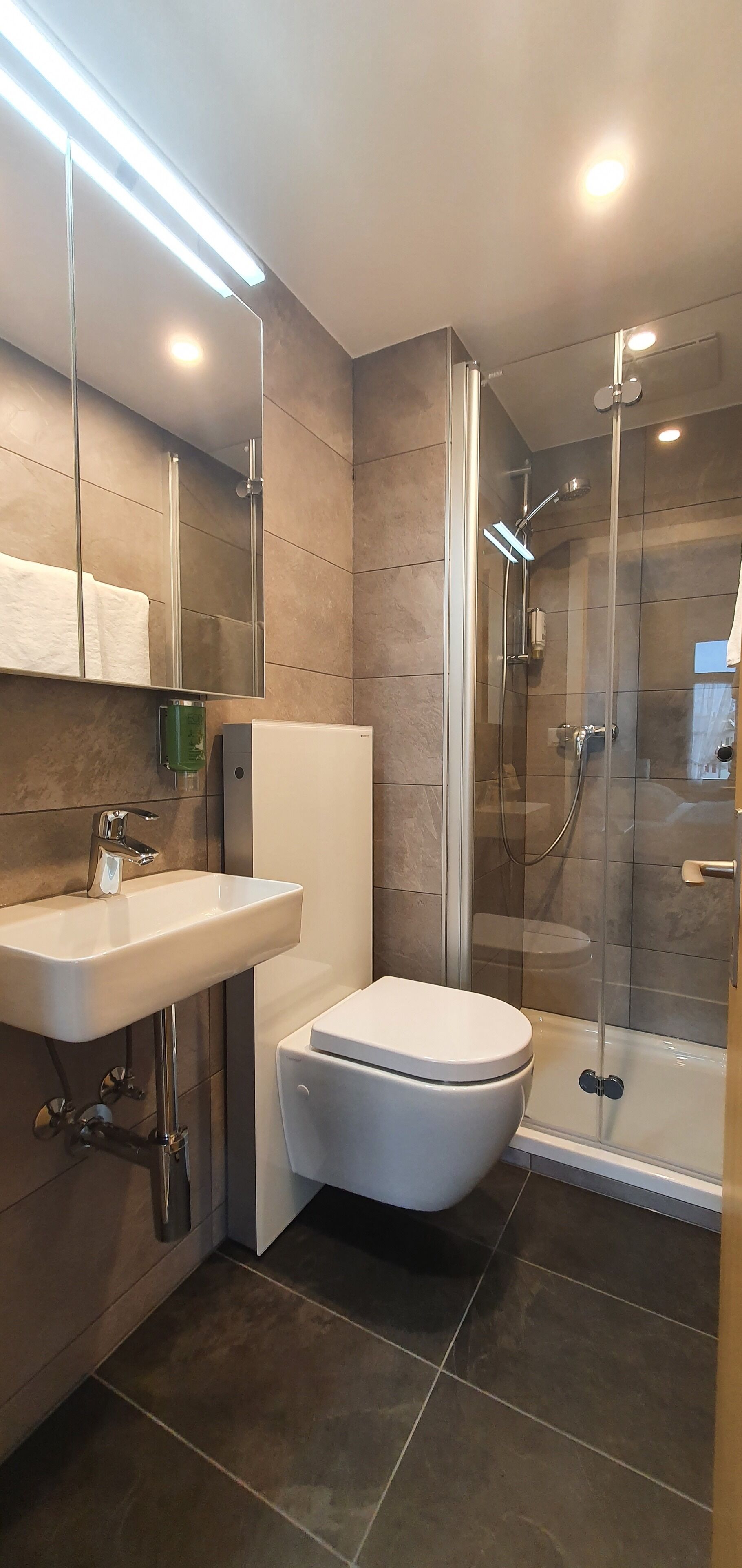 Foto - The Aarburg Hotel & Café