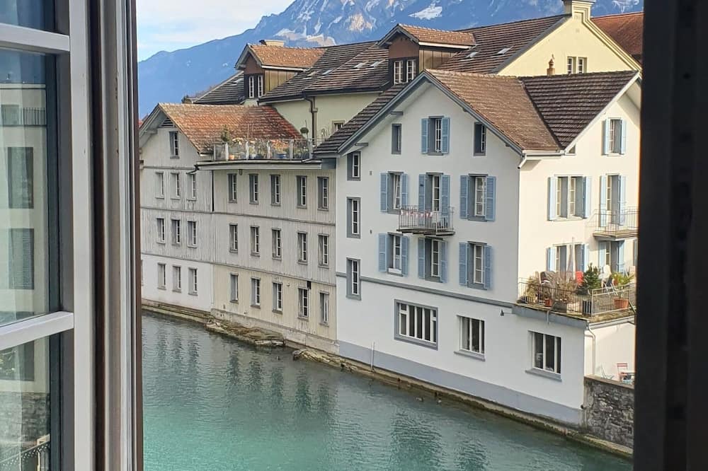 The Aarburg Hotel & Café