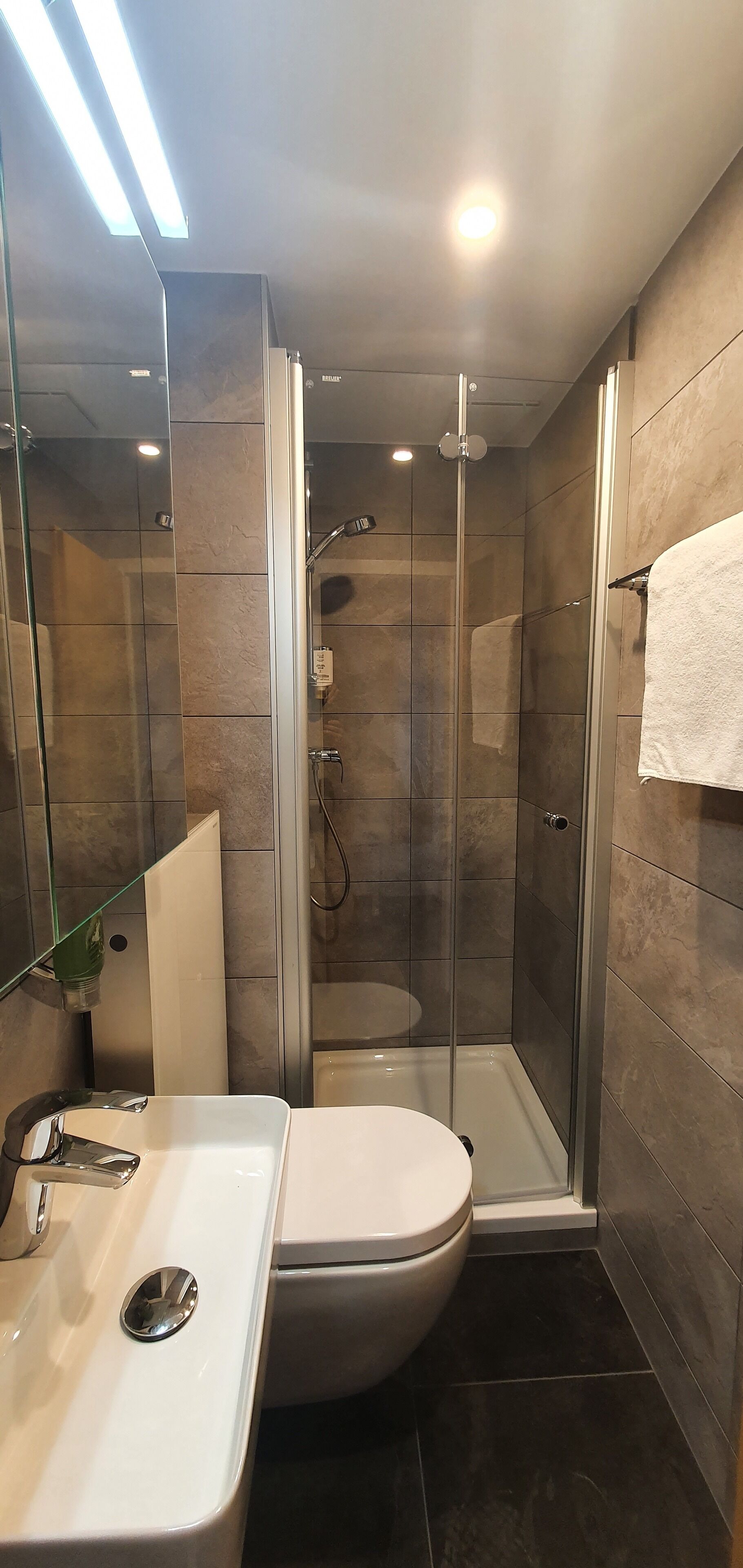 Foto - The Aarburg Hotel & Café