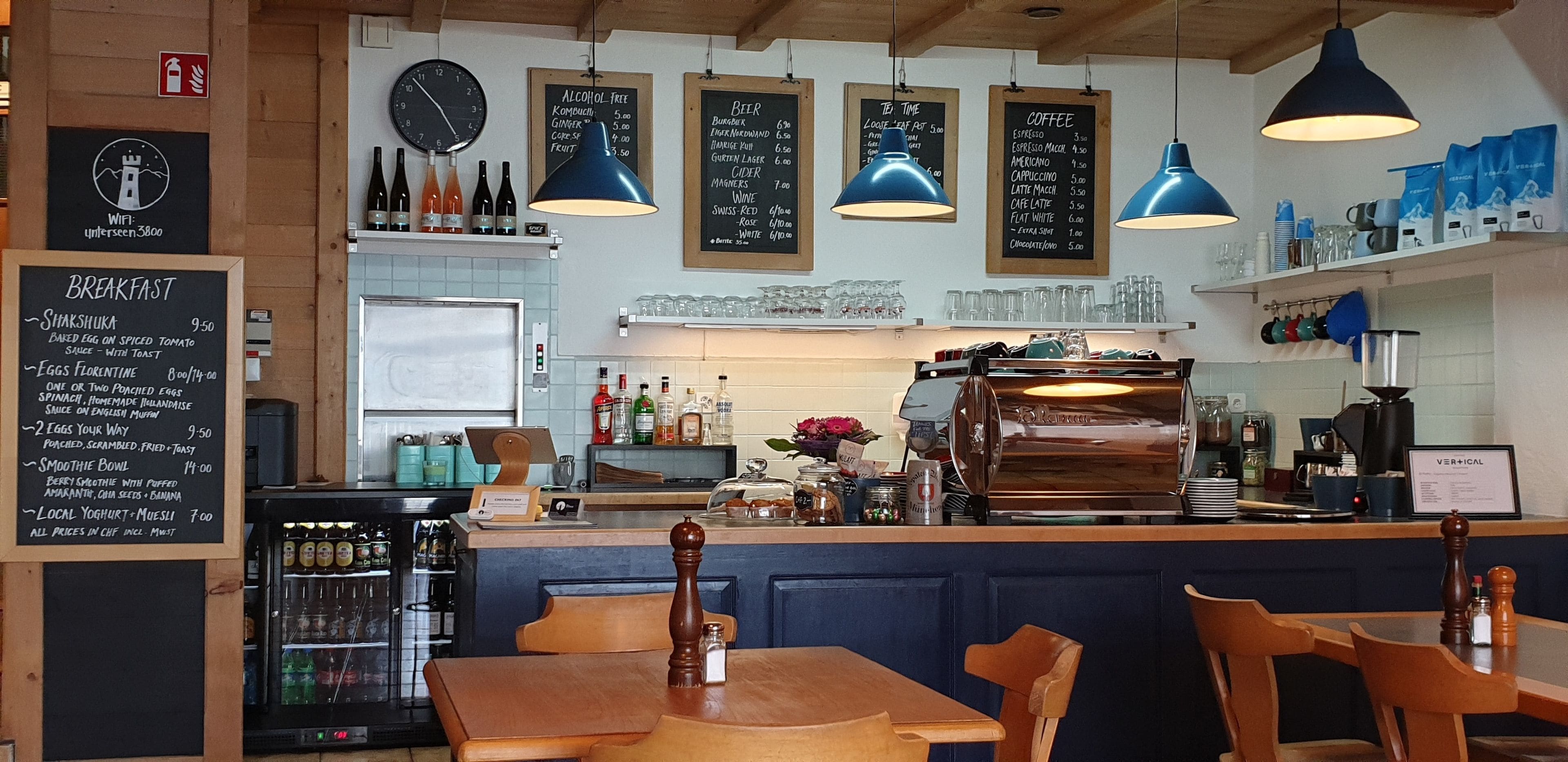 Foto - The Aarburg Hotel & Café