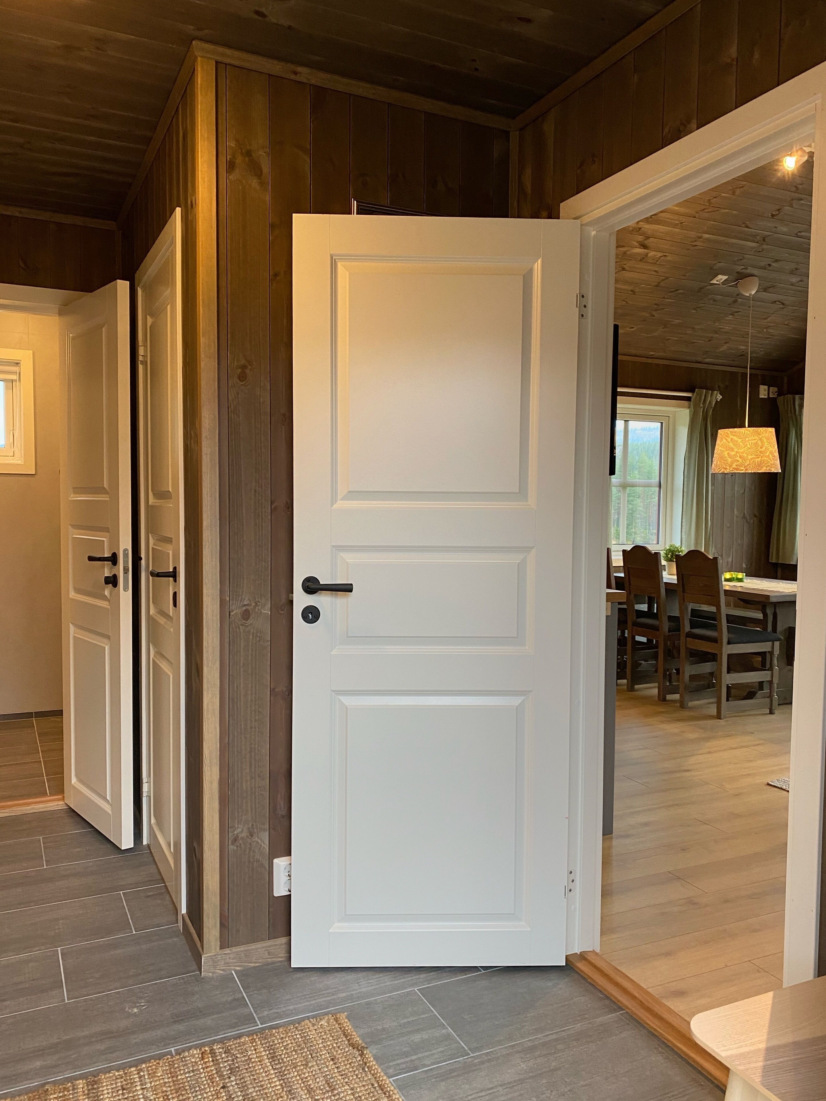 Alpehytte, 2 soverom, privat bad | Wi-fi (inkludert)