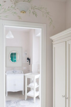Apartment | Bathroom