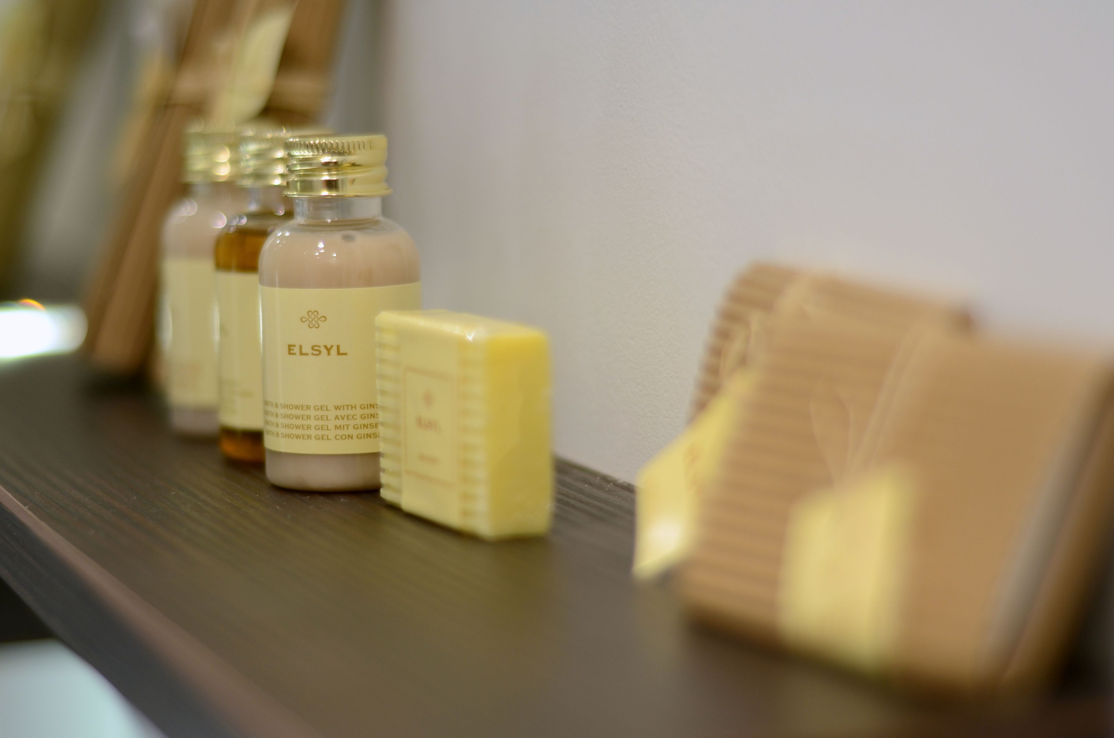 shower, free toiletries, towels