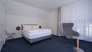 Deluxe Double Room | Premium bedding, minibar, in-room safe, desk