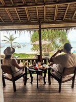 Beachfront Bungalow | In-room safe, blackout curtains, free WiFi, bed sheets