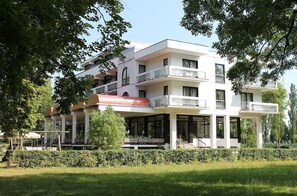 Área de juegos infantiles al aire libre