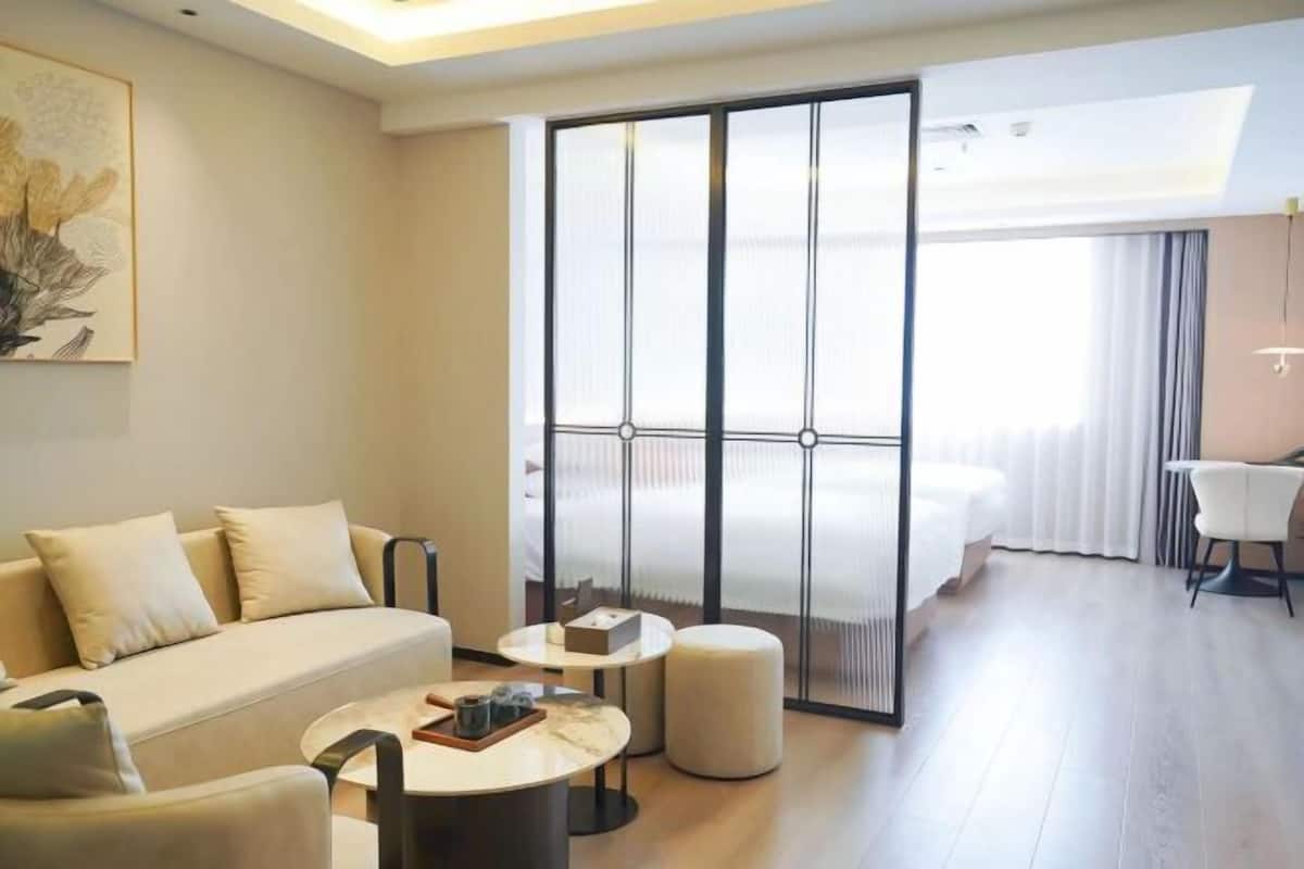 Free minibar items, in-room safe, desk, blackout curtains