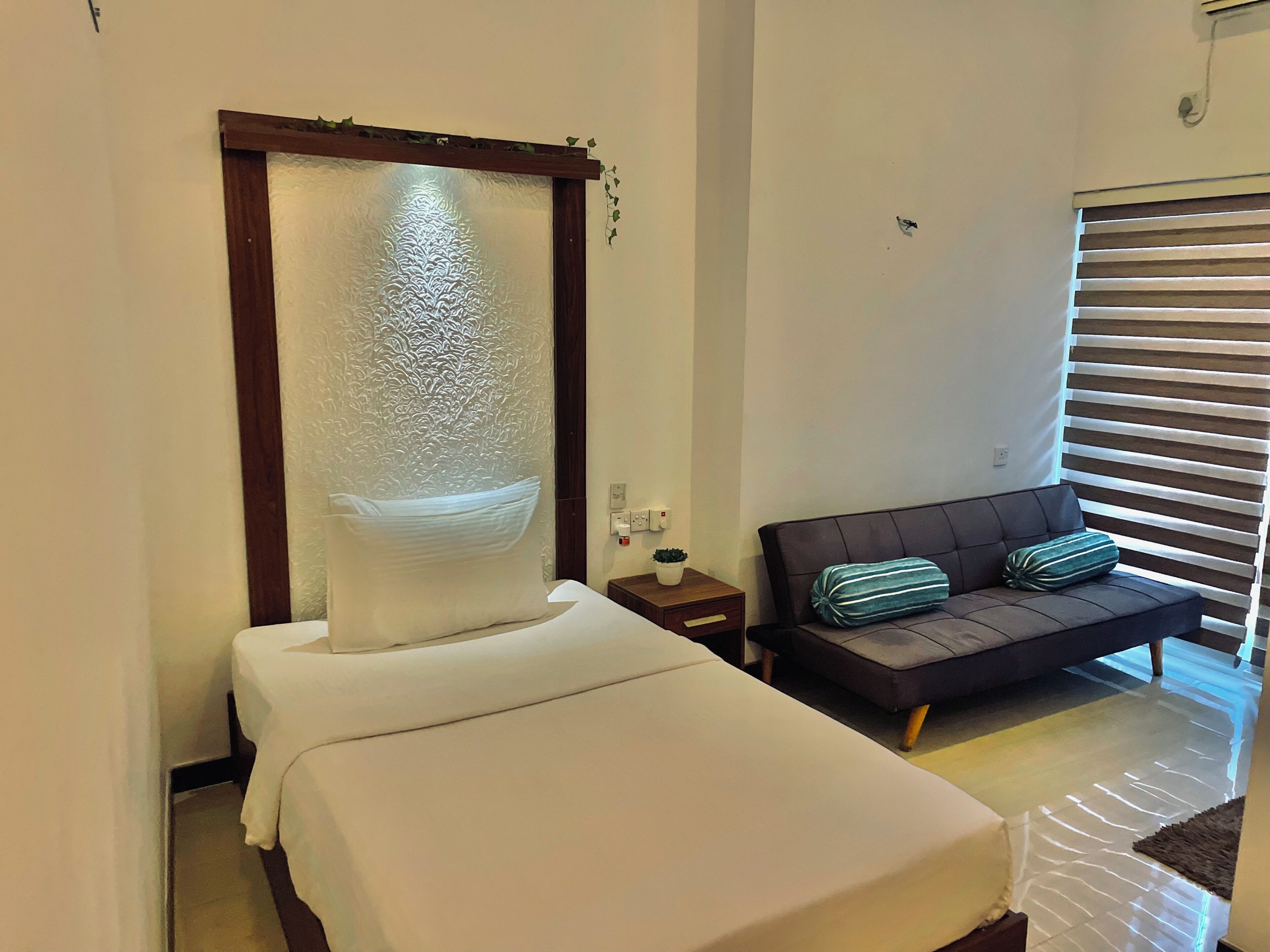 1 bedroom, Egyptian cotton sheets, premium bedding, minibar