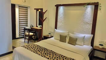 1 bedroom, Egyptian cotton sheets, premium bedding, minibar