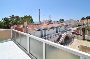 Apartment, 4 Schlafzimmer, Balkon, Meerblick | Ausblick vom Zimmer