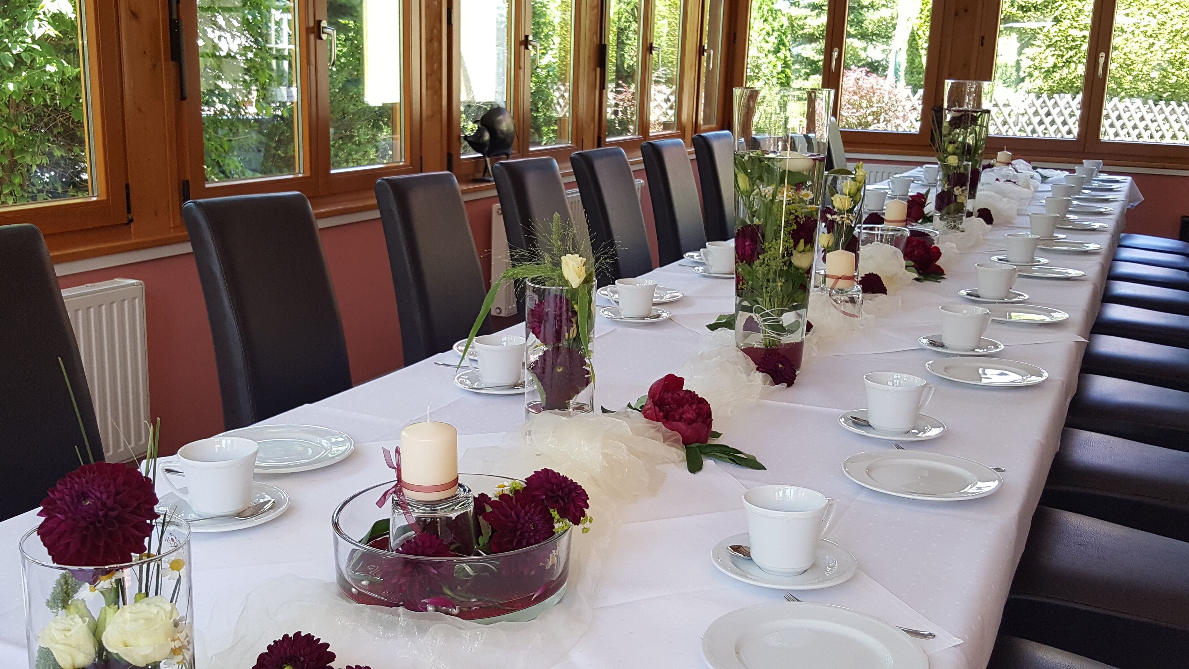 lunch and dinner served, regional cuisine