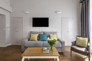 Camera Quadrupla | 1 bedroom, blackout drapes, iron/ironing board, free cribs/infant beds