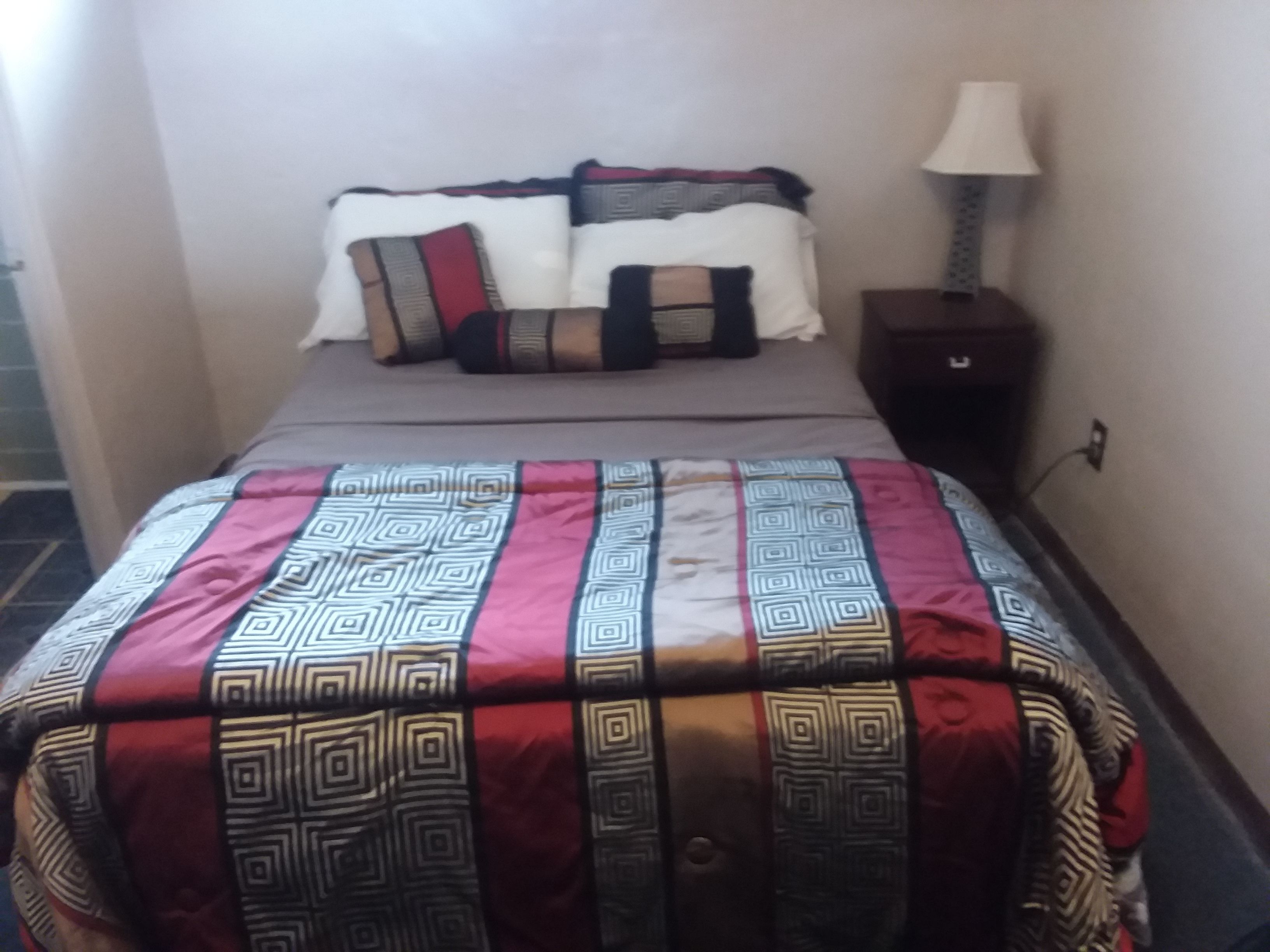 Habitación básica doble de uso individual, 1 cama doble | Wifi gratis