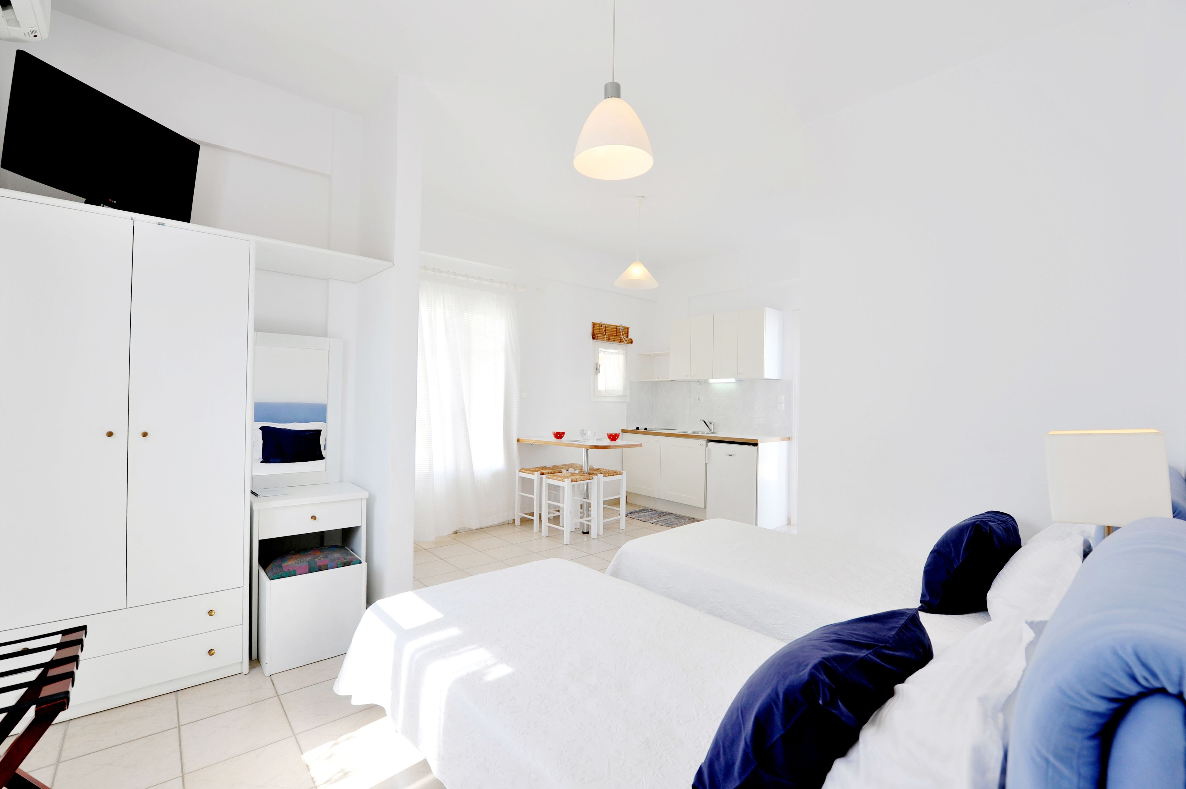 Bungalow cơ bản | Bộ đồ giường kháng dị ứng, chăn bông, nệm có lớp đệm bông 