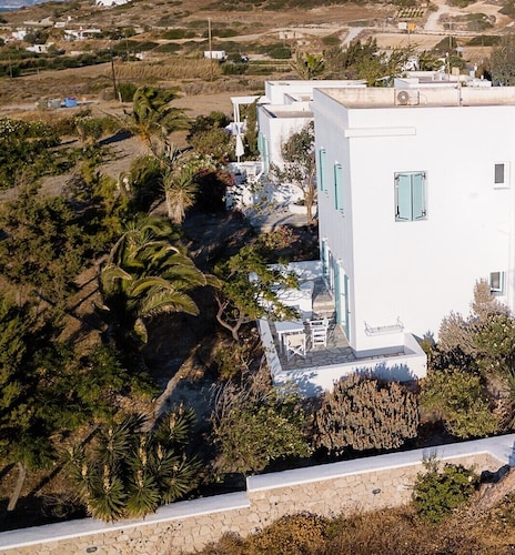 Kostantakis Winery & Residence