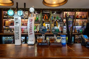 Bar (en el alojamiento)