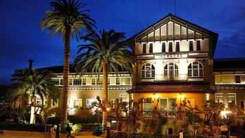 Fachada de la propiedad