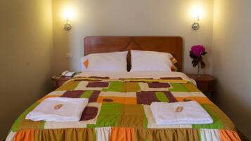 Single Room | In-room safe, desk, iron/ironing board, free rollaway beds