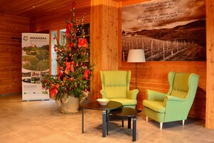 Sala de estar en el lobby