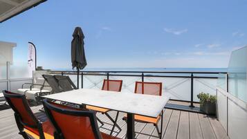 Apartment, Multiple Beds, Sea View | Terrace/patio