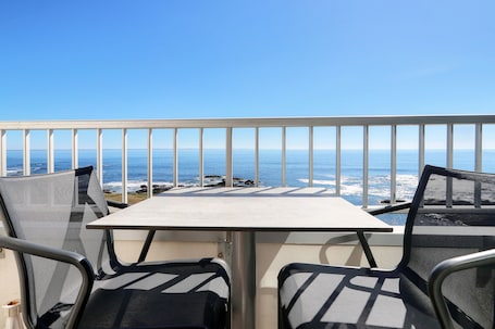 Beach/ocean view