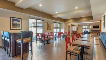 Free daily continental breakfast