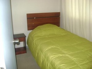 Apartment, 3 Bedrooms, Smoking