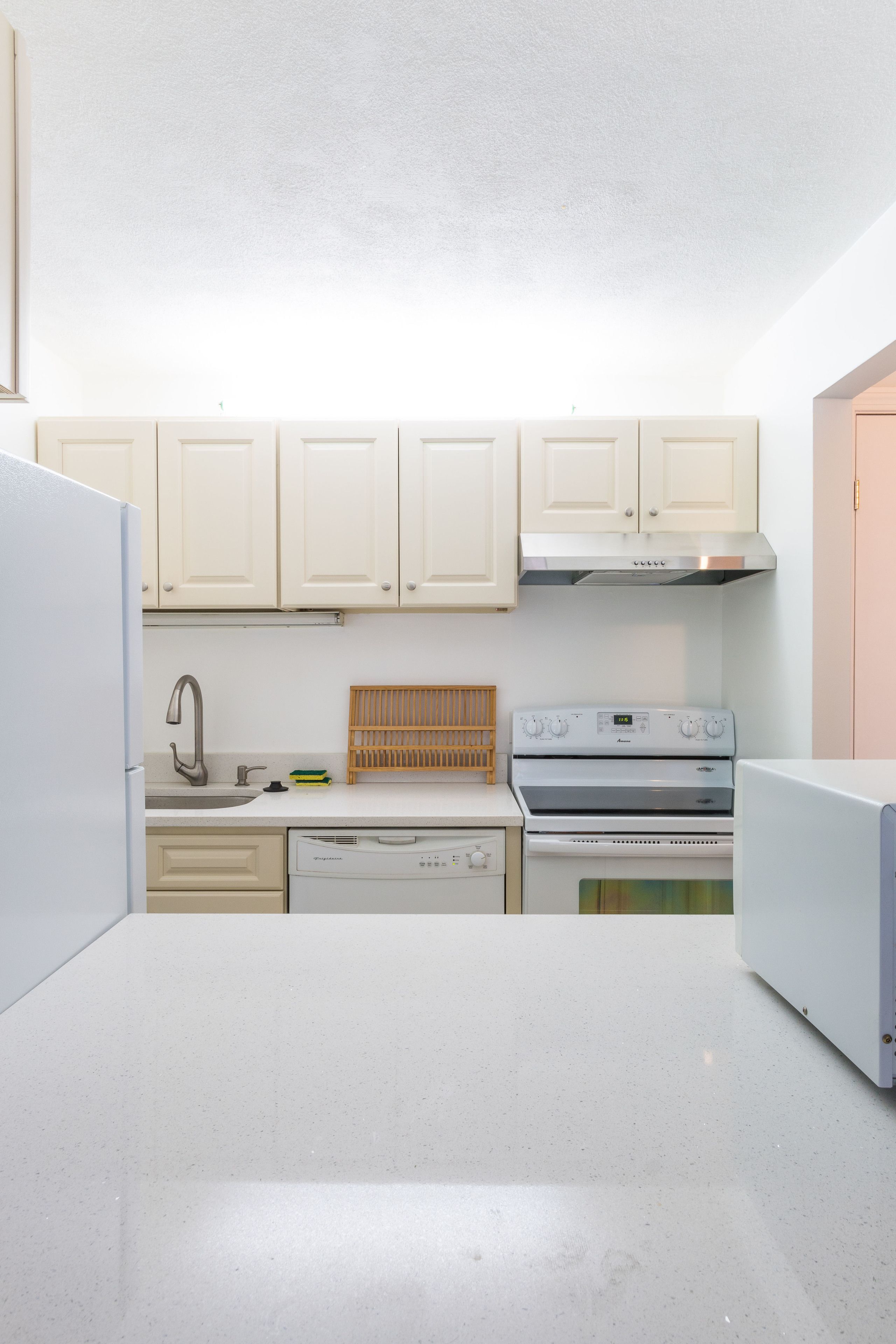 Apartment, 2 Bedrooms, Kitchen | Private kitchen | Fridge, coffee/tea maker, cookware/dishes/utensils